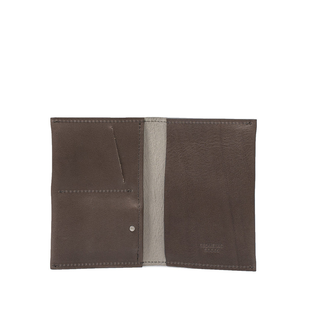 Leather Passport Holder 2.0 for AirTag