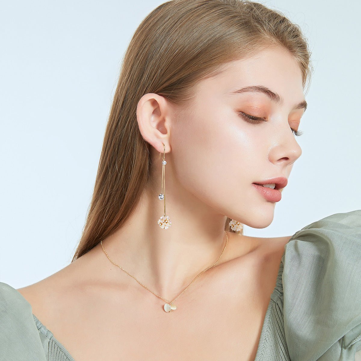 Four-leaf Flower Ball Gold Earrings